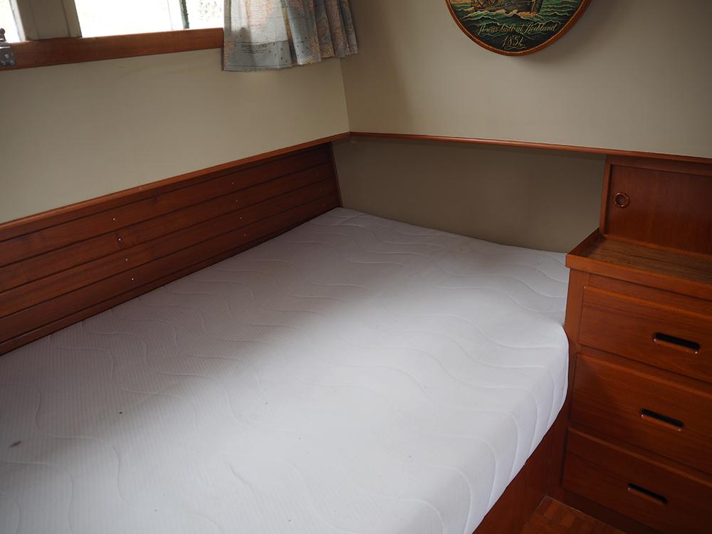 Aft cabin, Accommodation